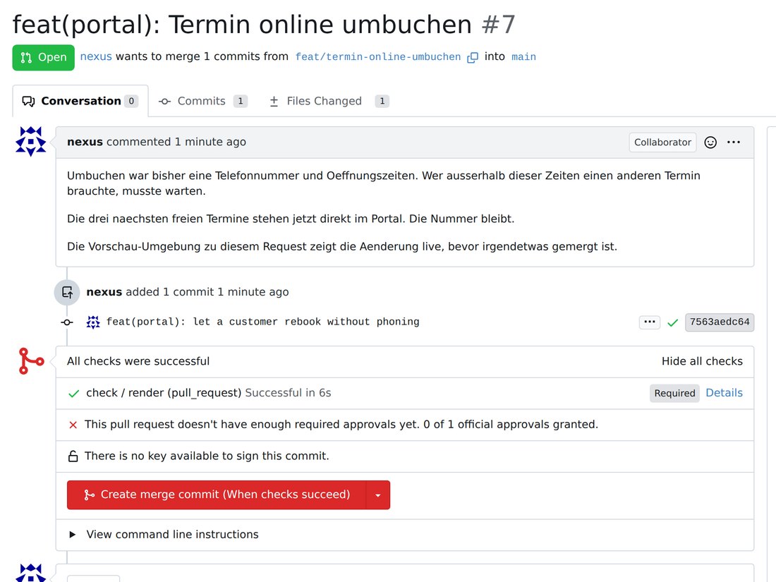 Merge Request mit erfolgreicher Pflichtprüfung und ausstehender Freigabe